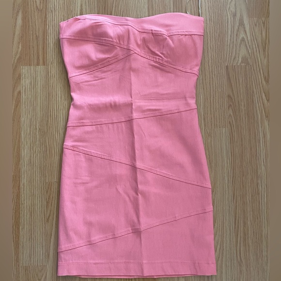 Mini pink dress - Picture 1 of 3